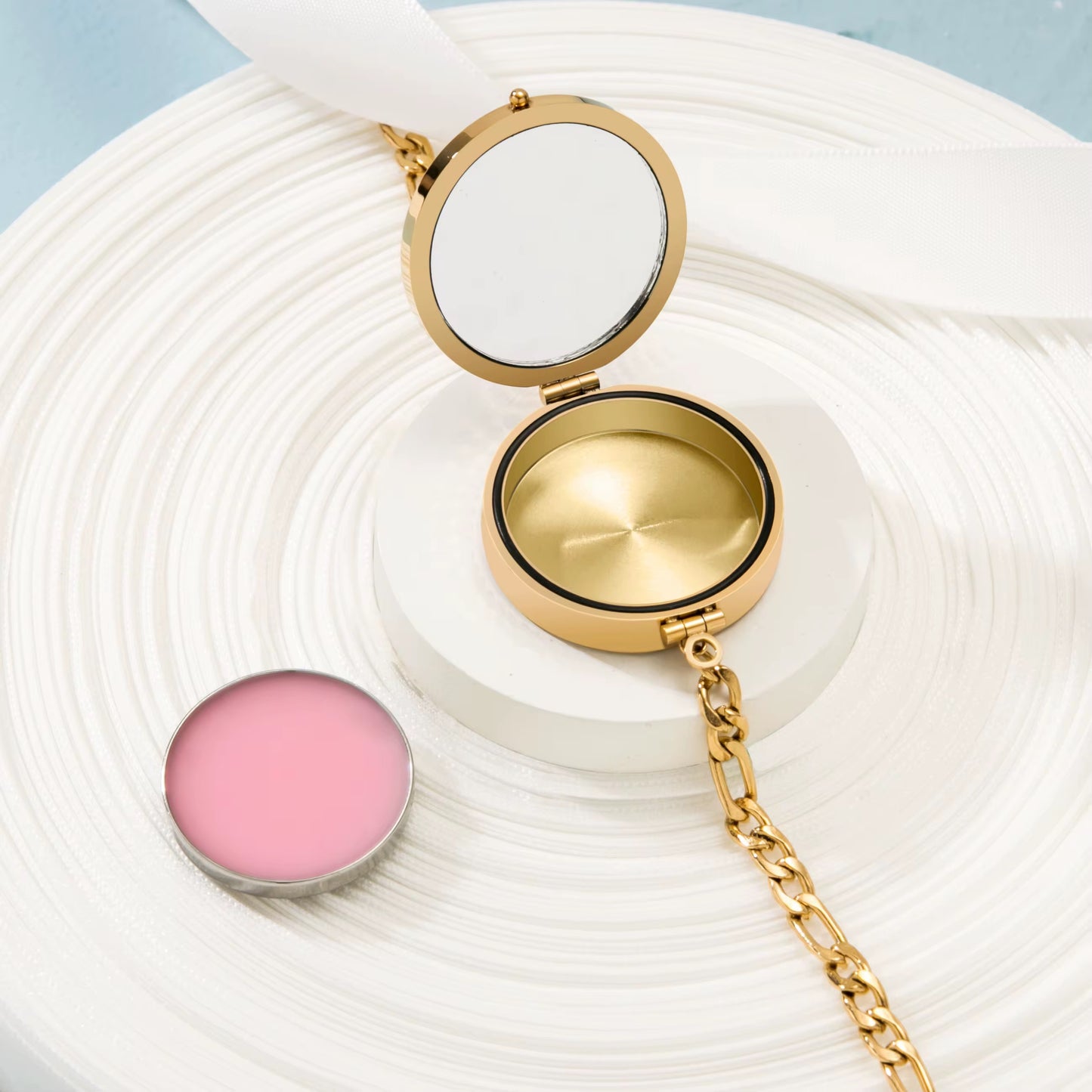 Sparkle Lip Charm Gold